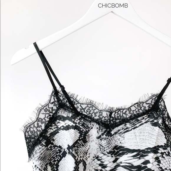 ONLY 1 LEFT! Eyelash Lace Cami with snake print - Picture 2 of 6